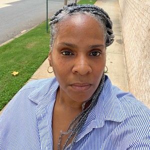 Meet your Posher, Torrie